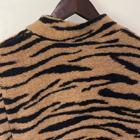 Stradivarius Brown Zebra Print Coat - Picture 9 of 15